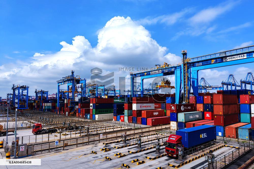 Qingdao Port Container Trade