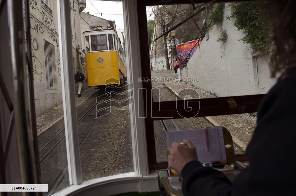 Illustration - Funicular in Lisbon