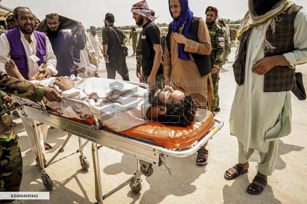 Searchers Retrieve Bodies as Afghan Quake Toll Expected to Rise - Afghanistan