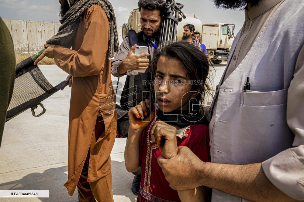 Searchers Retrieve Bodies as Afghan Quake Toll Expected to Rise - Afghanistan