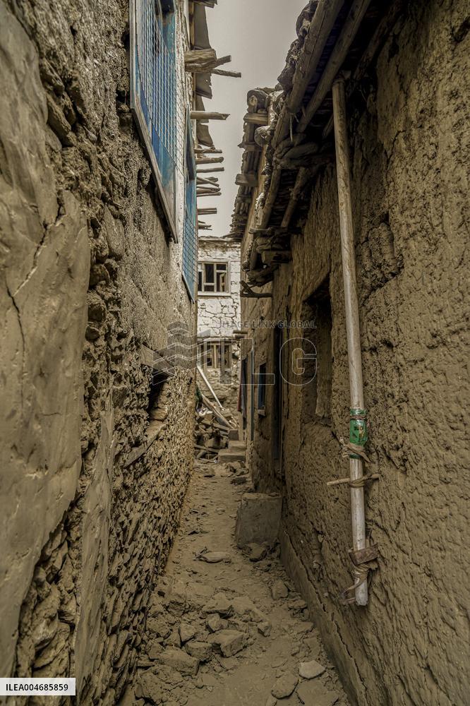 Searchers Retrieve Bodies as Afghan Quake Toll Expected to Rise - Afghanistan