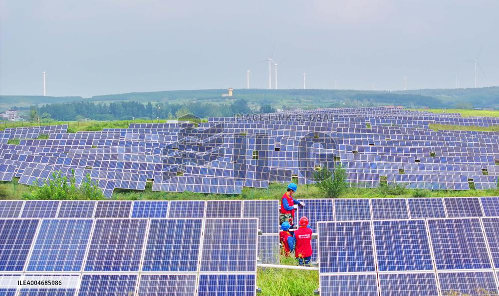 Barren Mountains Photovoltaic Industry