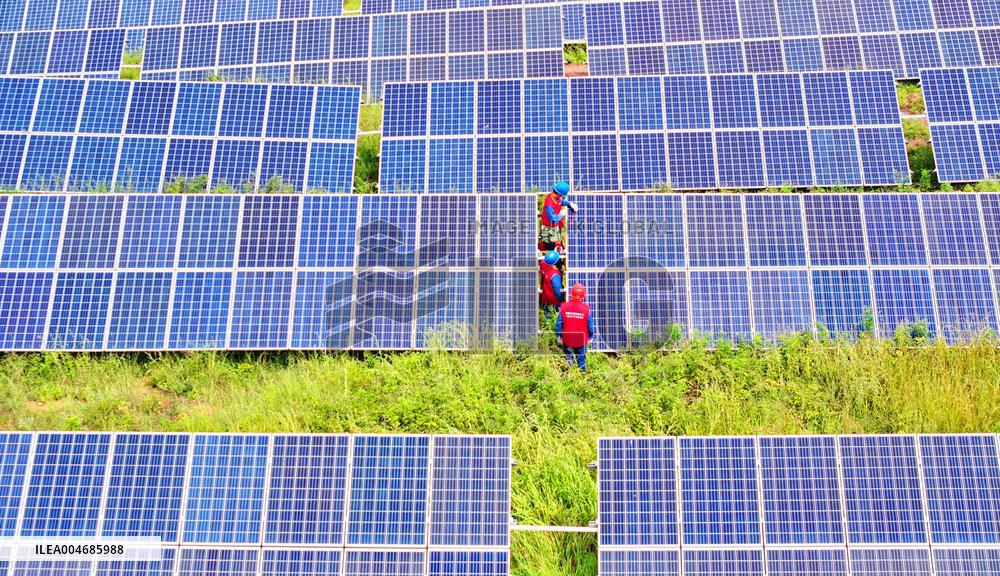 Barren Mountains Photovoltaic Industry