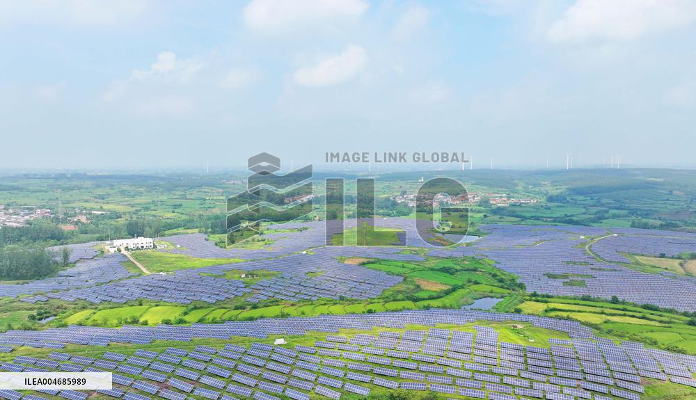 Barren Mountains Photovoltaic Industry