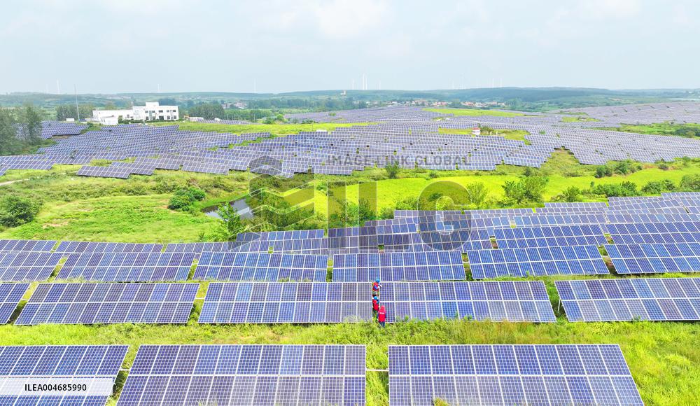 Barren Mountains Photovoltaic Industry
