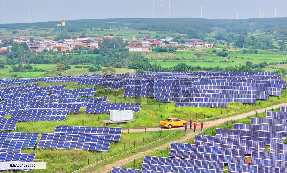 Barren Mountains Photovoltaic Industry