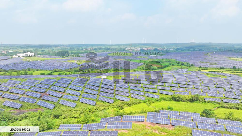 Barren Mountains Photovoltaic Industry