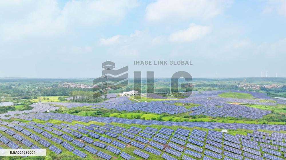 Barren Mountains Photovoltaic Industry