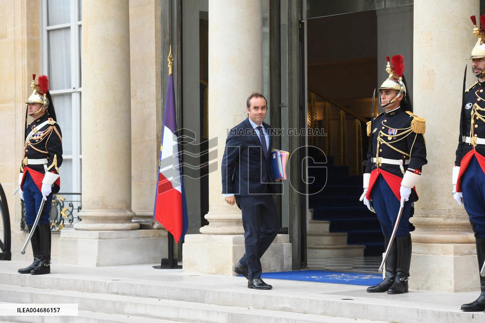 Arrivals At Coalition of the Willing Summit - Paris