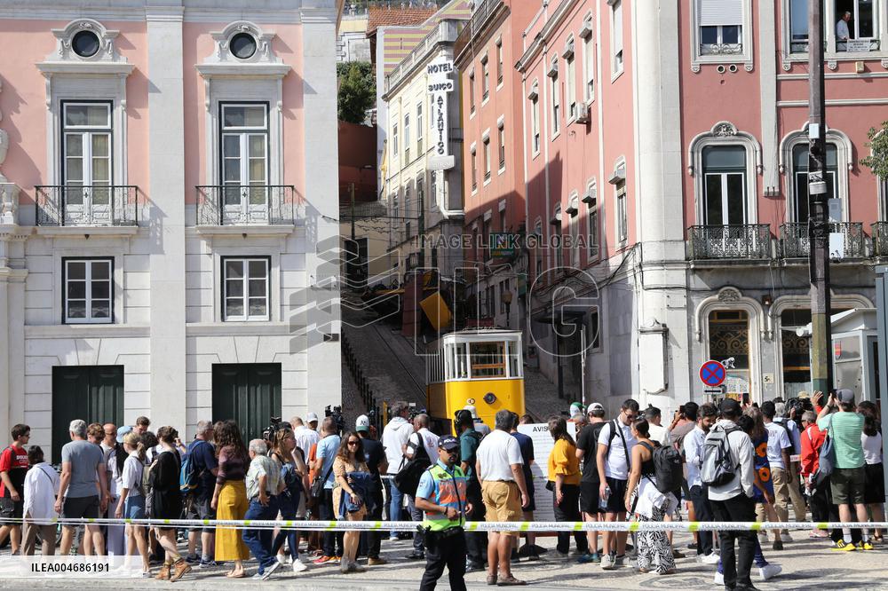 Lisbon Gloria Funicular Derailment Kills 15, Injures 18
