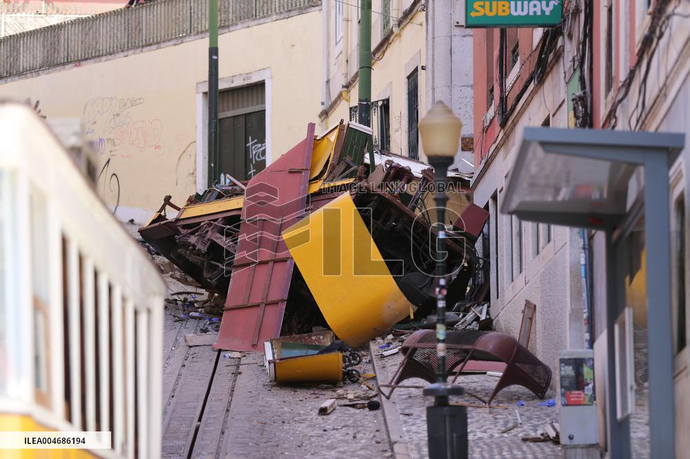 Lisbon Gloria Funicular Derailment Kills 15, Injures 18