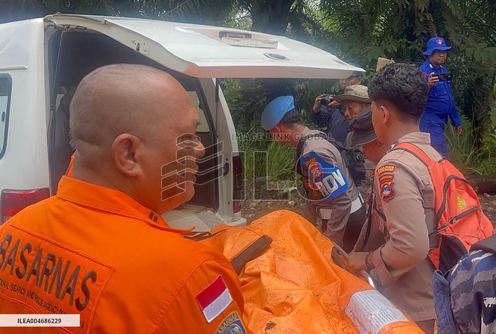 Helicopter Crash Wreckage Found In South Kalimantan - Indonesia