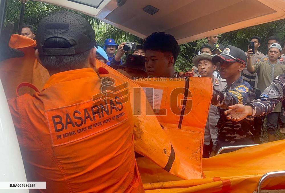 Helicopter Crash Wreckage Found In South Kalimantan - Indonesia