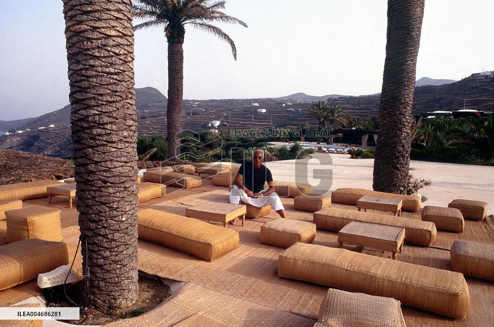 Fashion Designer Giorgio Armani Dead at 91