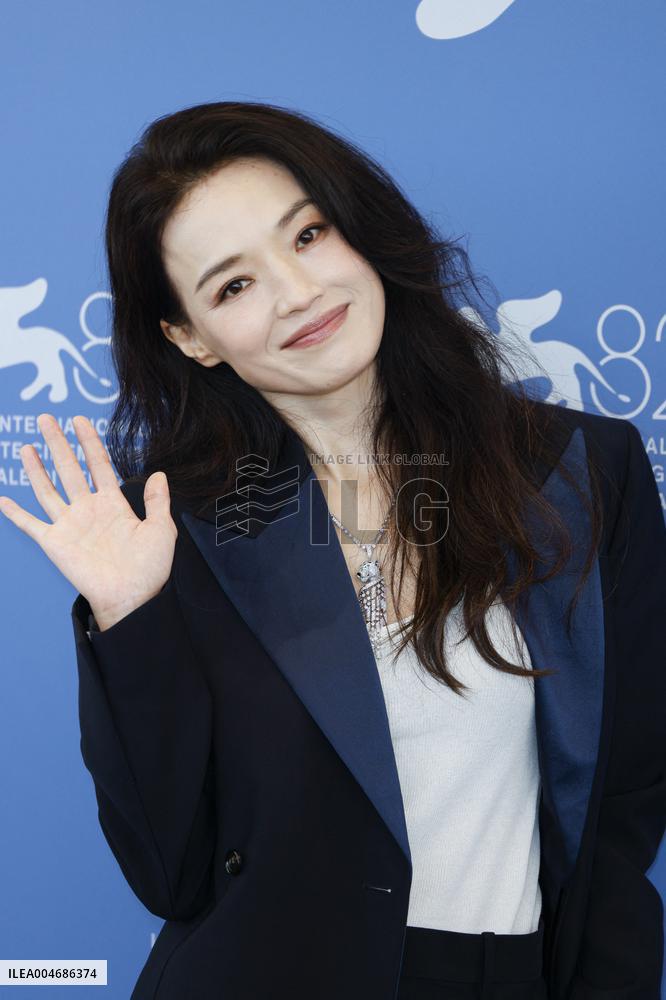 Venice - Photocall film  "Nuhai" (Girl) MP