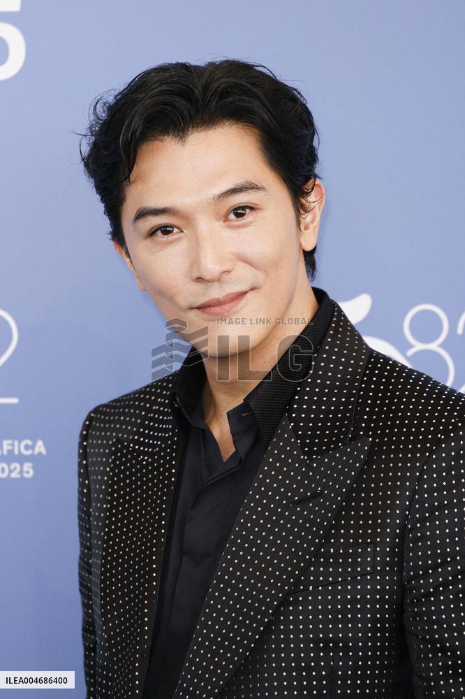 Venice - Photocall film  "Nuhai" (Girl) MP