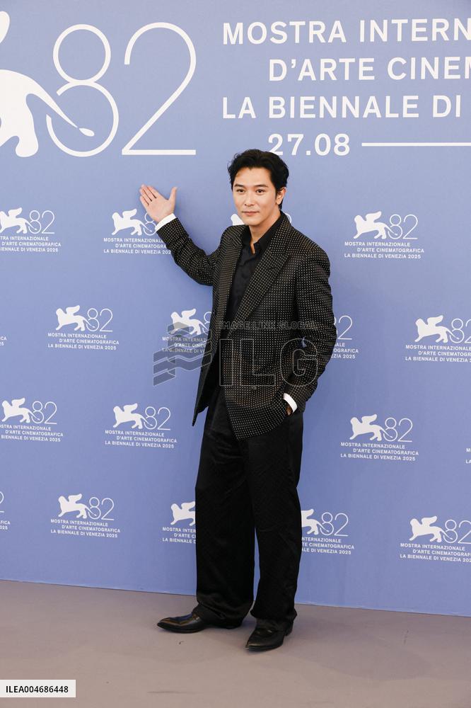 Venice - Photocall film  "Nuhai" (Girl) MP