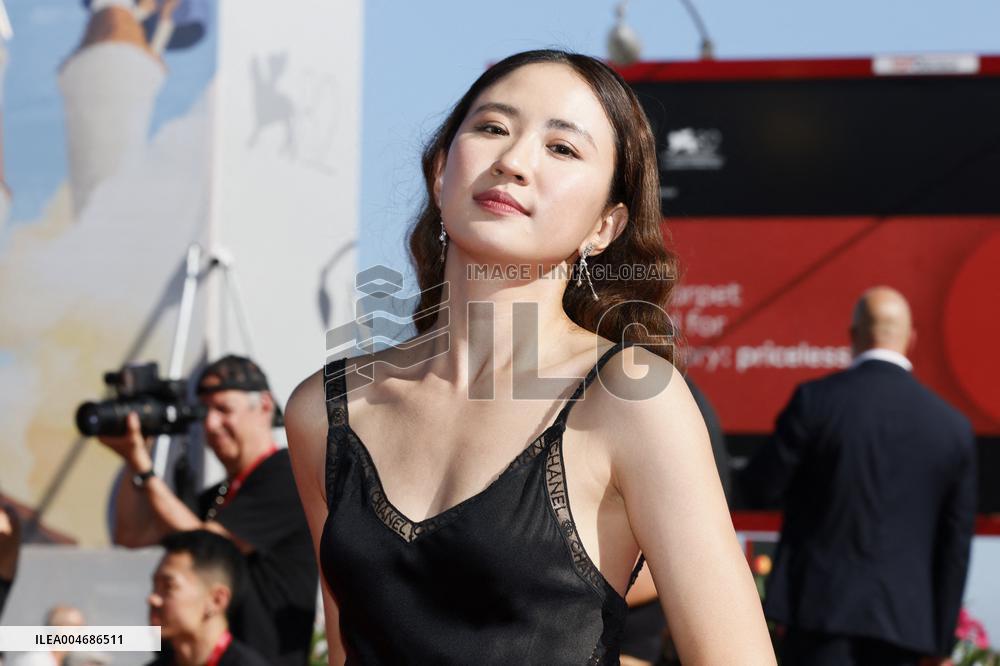 Venice - Red carpet film  "Nuhai" (Girl) MP