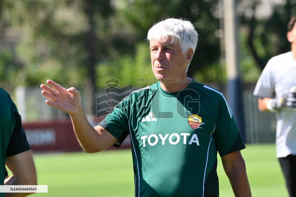 CALCIO - Amichevole - AS Roma vs Roma City