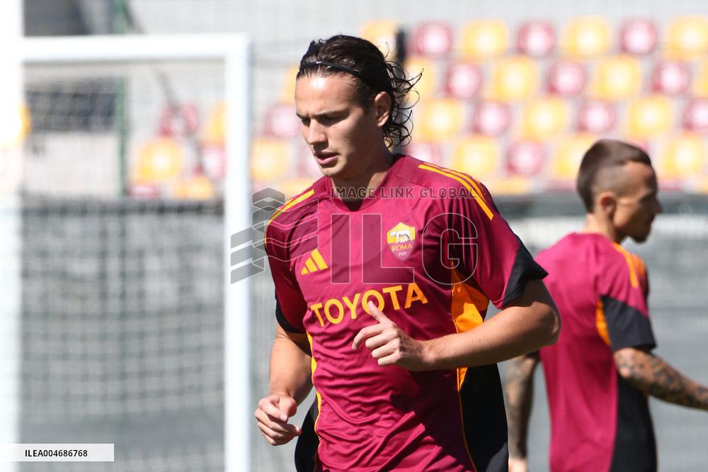 CALCIO - Amichevole - AS Roma vs Roma City