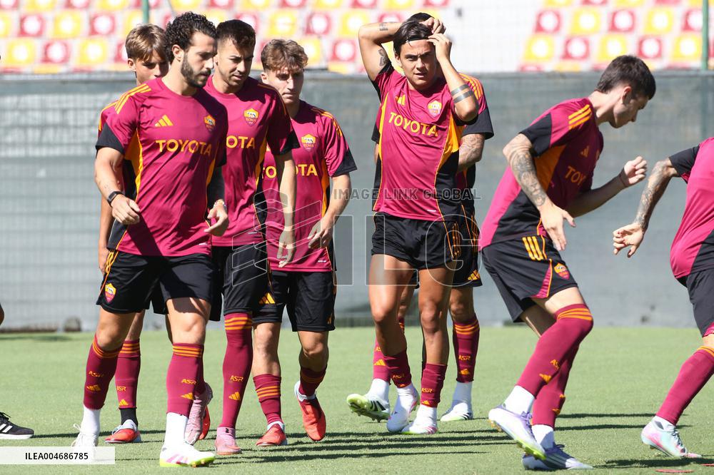 CALCIO - Amichevole - AS Roma vs Roma City