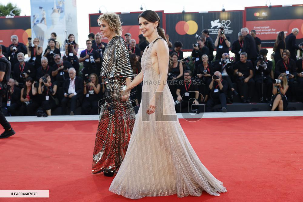 Venice - Red carpet film “Elisa” MP