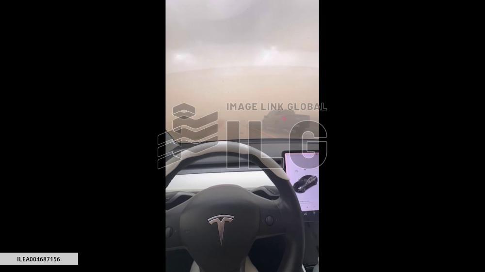 US: Dust Storm Sweeps Through Phoenix Metropolitan Area, Prompting Weather Warnings