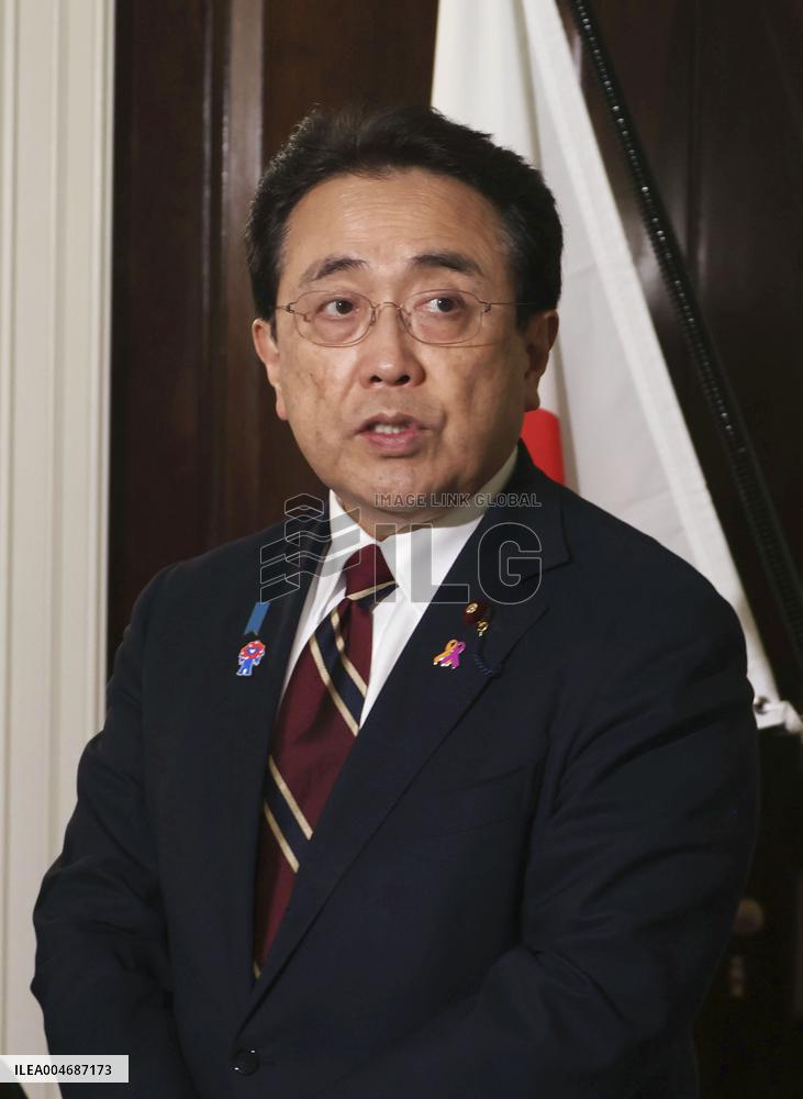 Japan economic revitalization minister in Washington