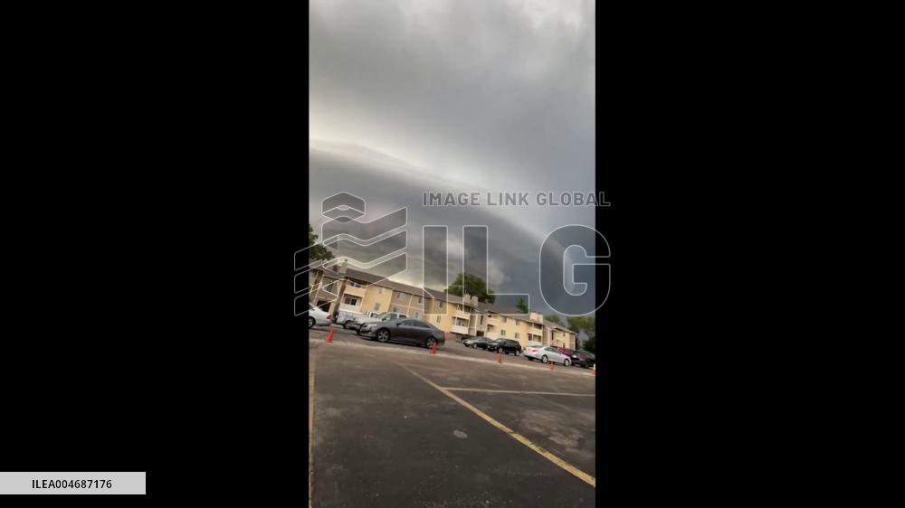 US: Storm Cloud Looms Over Wichita as Severe Thunderstorm Warning Issued