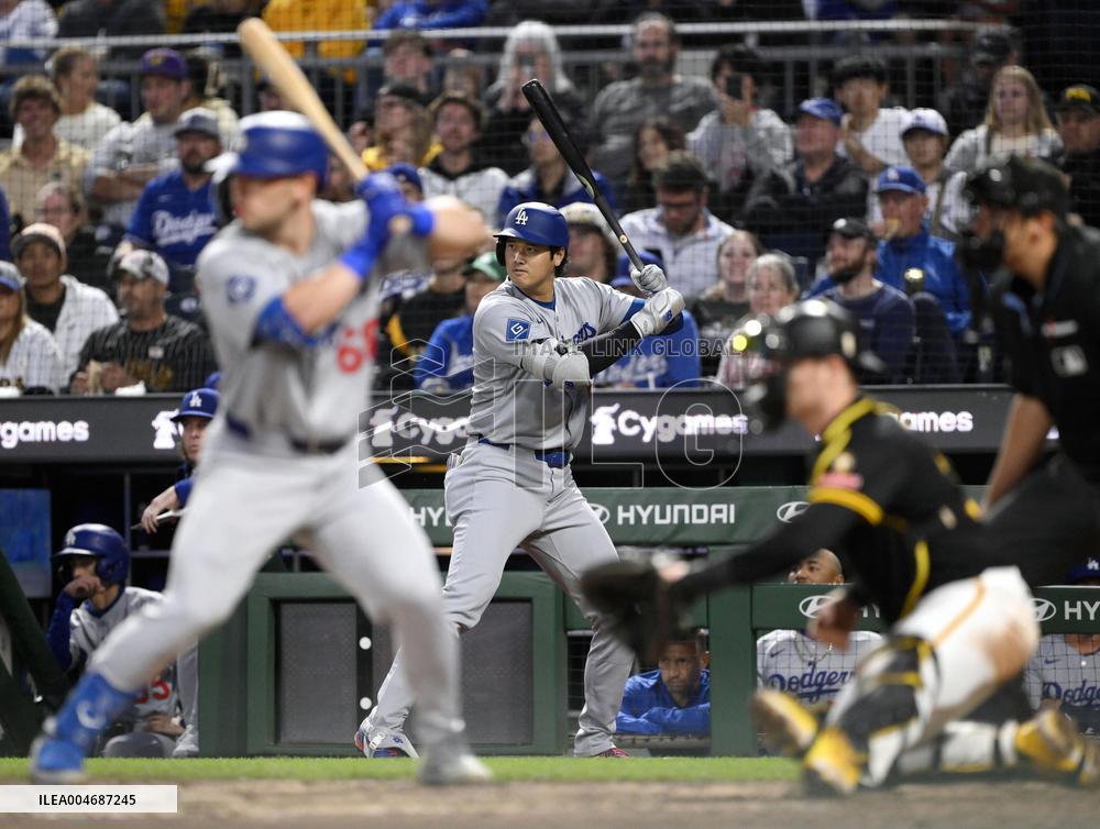 Baseball: Dodgers vs. Pirates