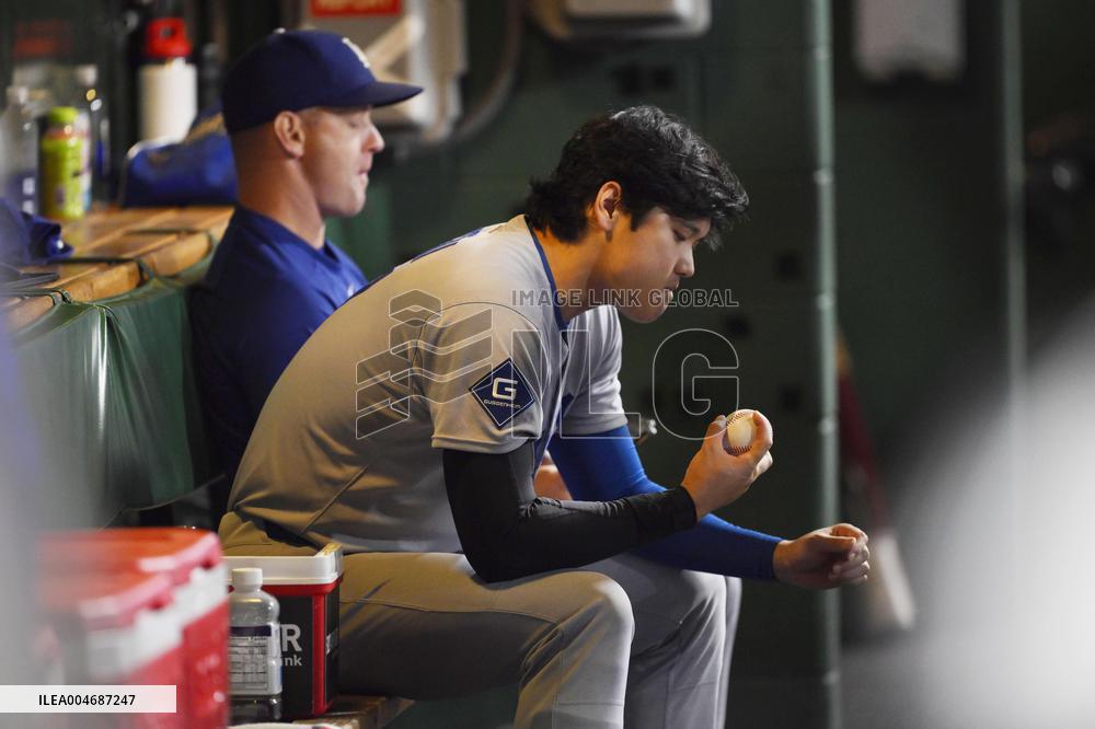 Baseball: Dodgers vs. Pirates