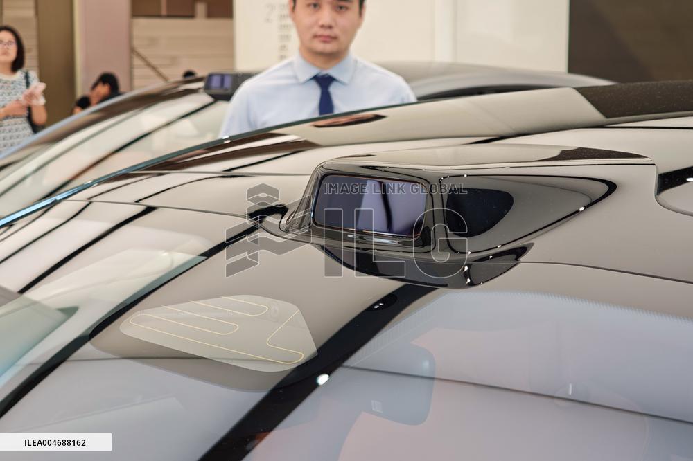 Huawei HIMA's First Station Wagon STELATO S9T