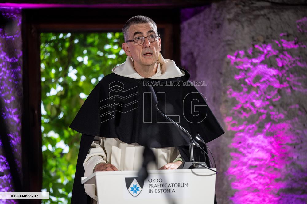 Recitation of the names of the victims of communism