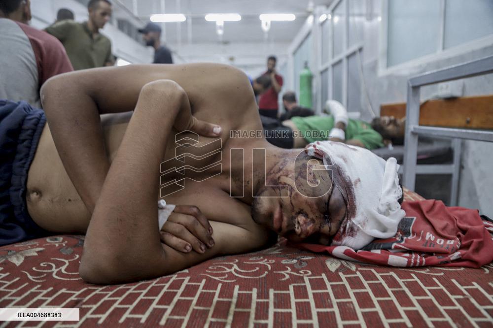 Israeli Airstrike Hits Displaced Persons Tent - Gaza