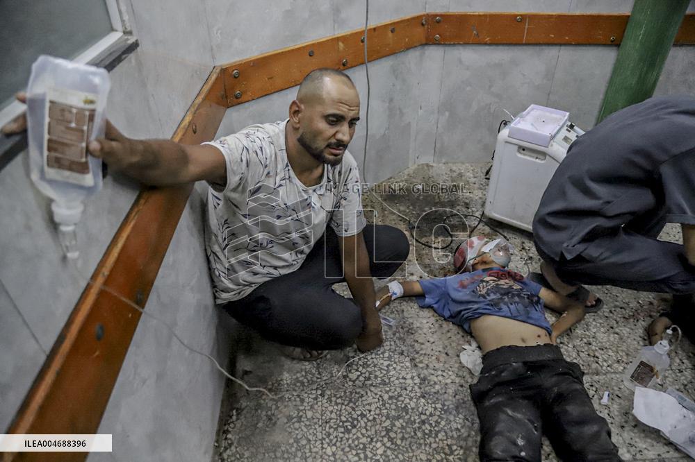 Israeli Airstrike Hits Displaced Persons Tent - Gaza