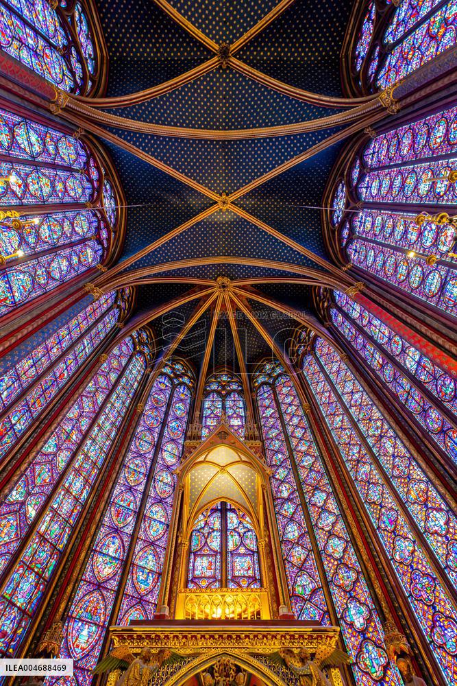 Illustration - Sainte Chapelle - Paris