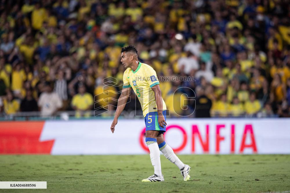 FIFA World Cup South American Qualifiers - Brazil v Chile