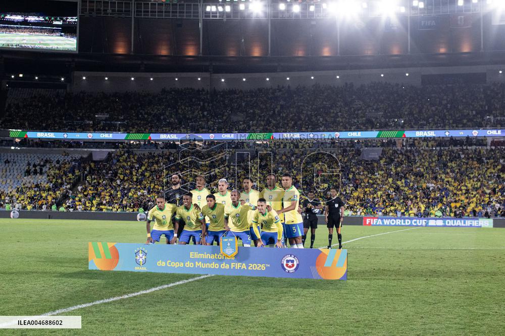 FIFA World Cup South American Qualifiers - Brazil v Chile