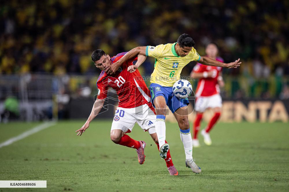 FIFA World Cup South American Qualifiers - Brazil v Chile