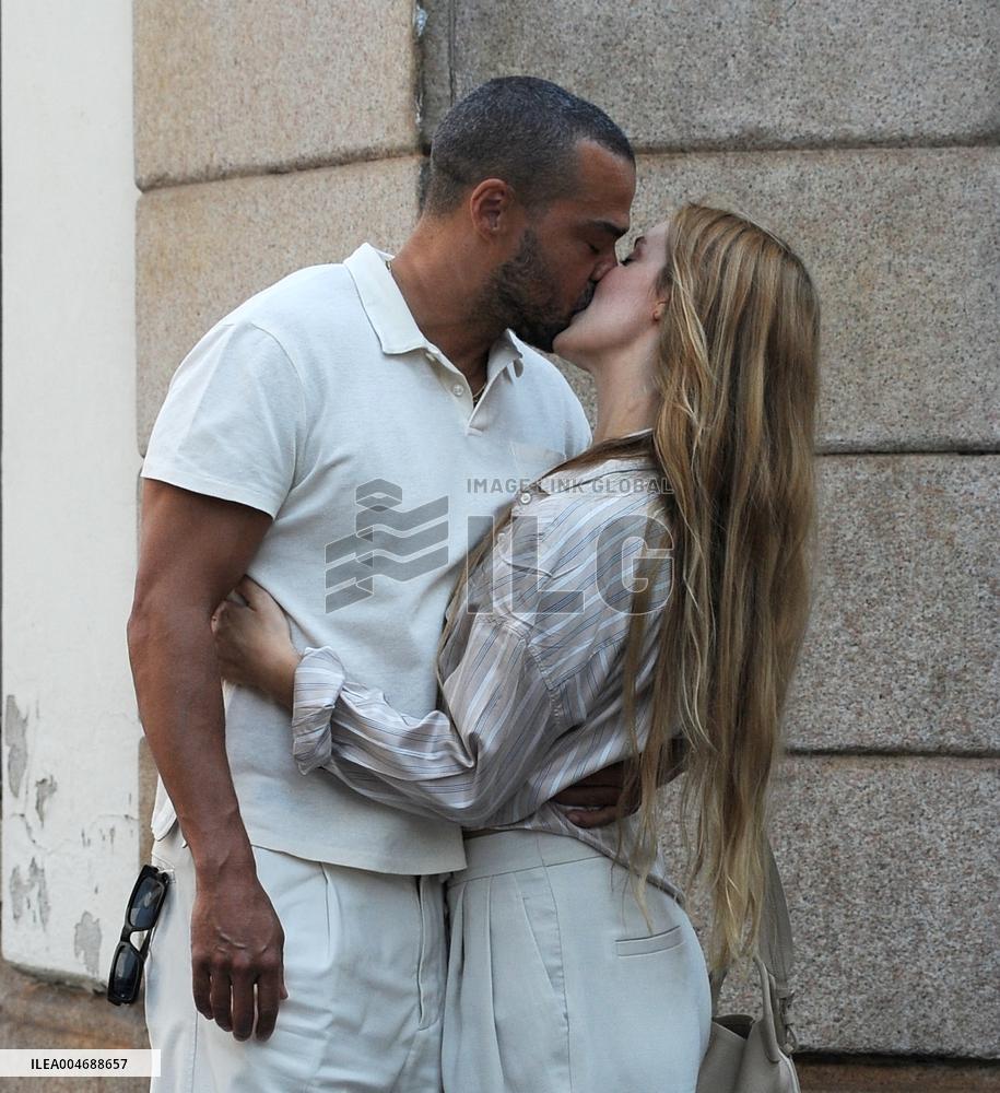 Jesse Williams Was Spotted with His New Girlfriend - Milan