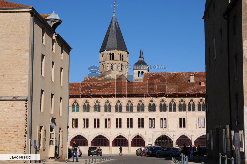 Illustration - Cluny