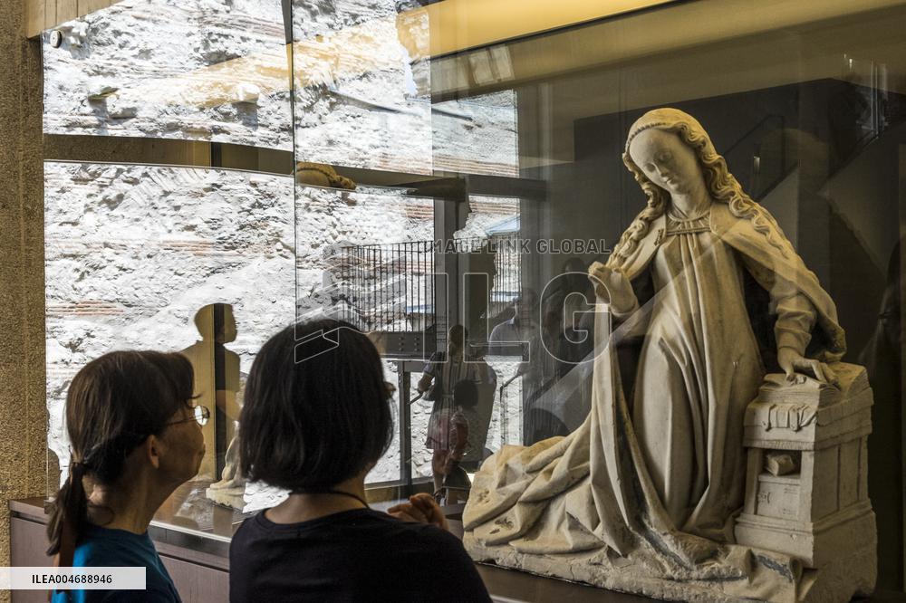 Illustration - Cluny