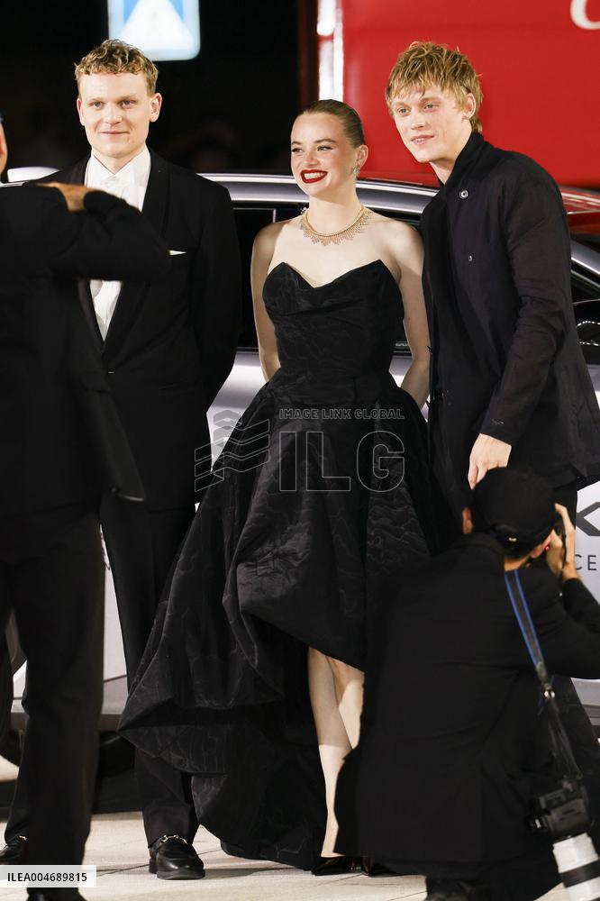 Venice - red carpet film “Silent friend” MP