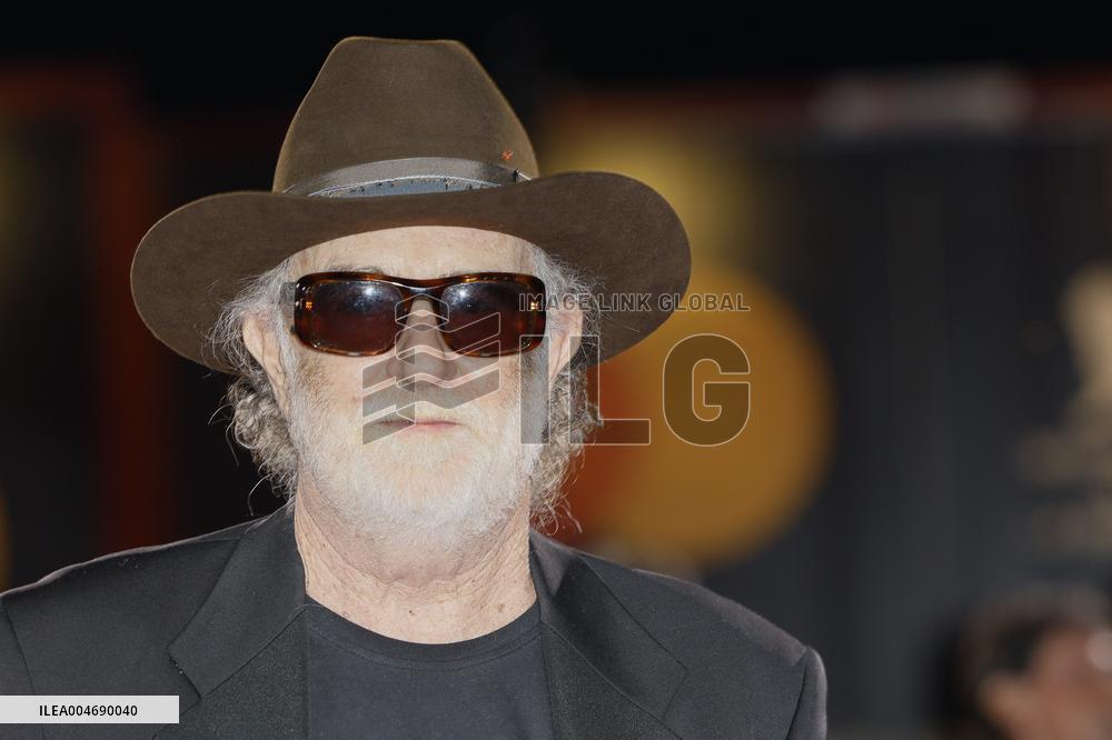 Venice - red carpet film “Francesco De Gregori Nevergreen” MP
