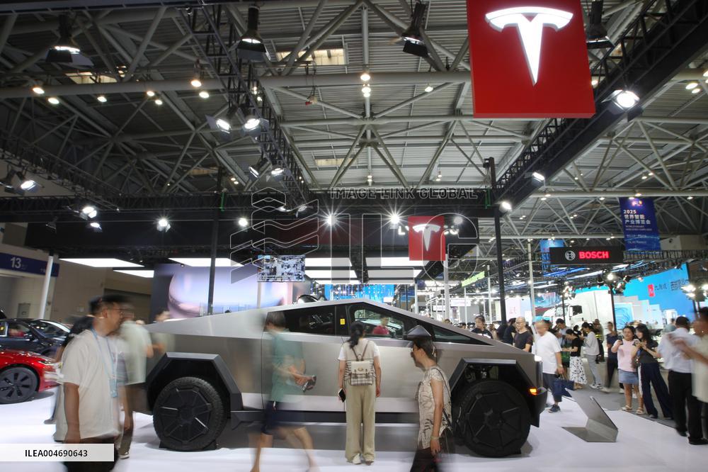 WORLD INTELLIGENCE EXPO 2025 in Chongqing