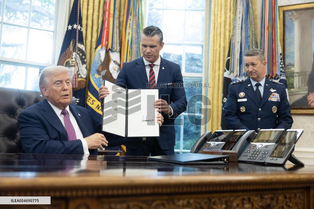 Trump Renames Pentagon the Department of War - DC