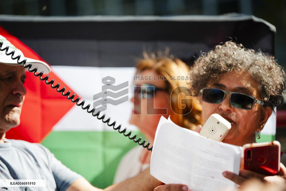 Protests Against Israel for Labeling Flotilla Activists as Terrorists - Madrid