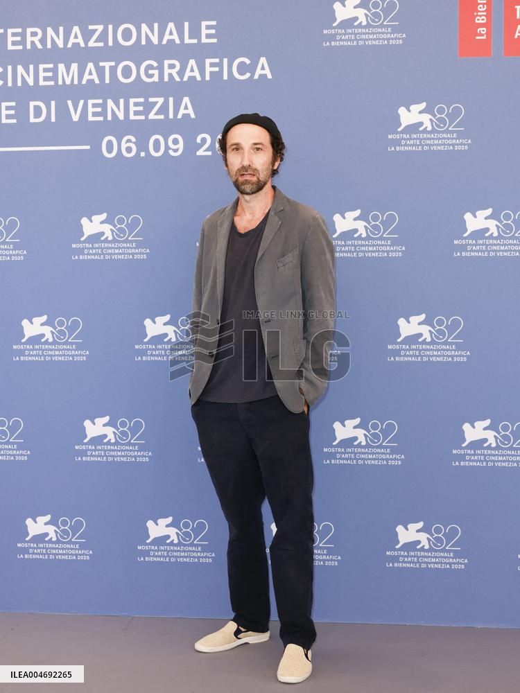 Venice - Photocall film “Chien 51” MP