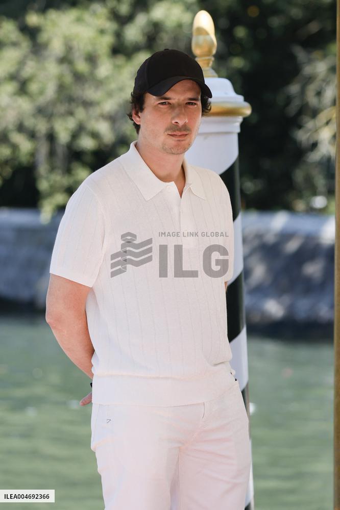 Venice - Photocall film “Chien 51” MP