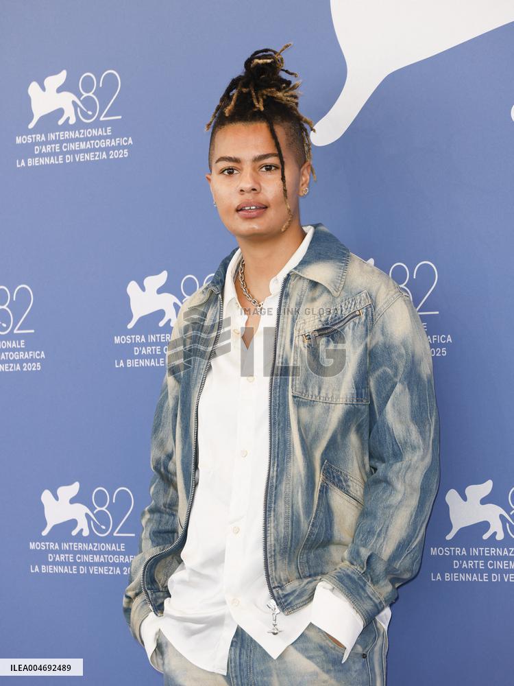 Venice - Photocall film “Chien 51” MP